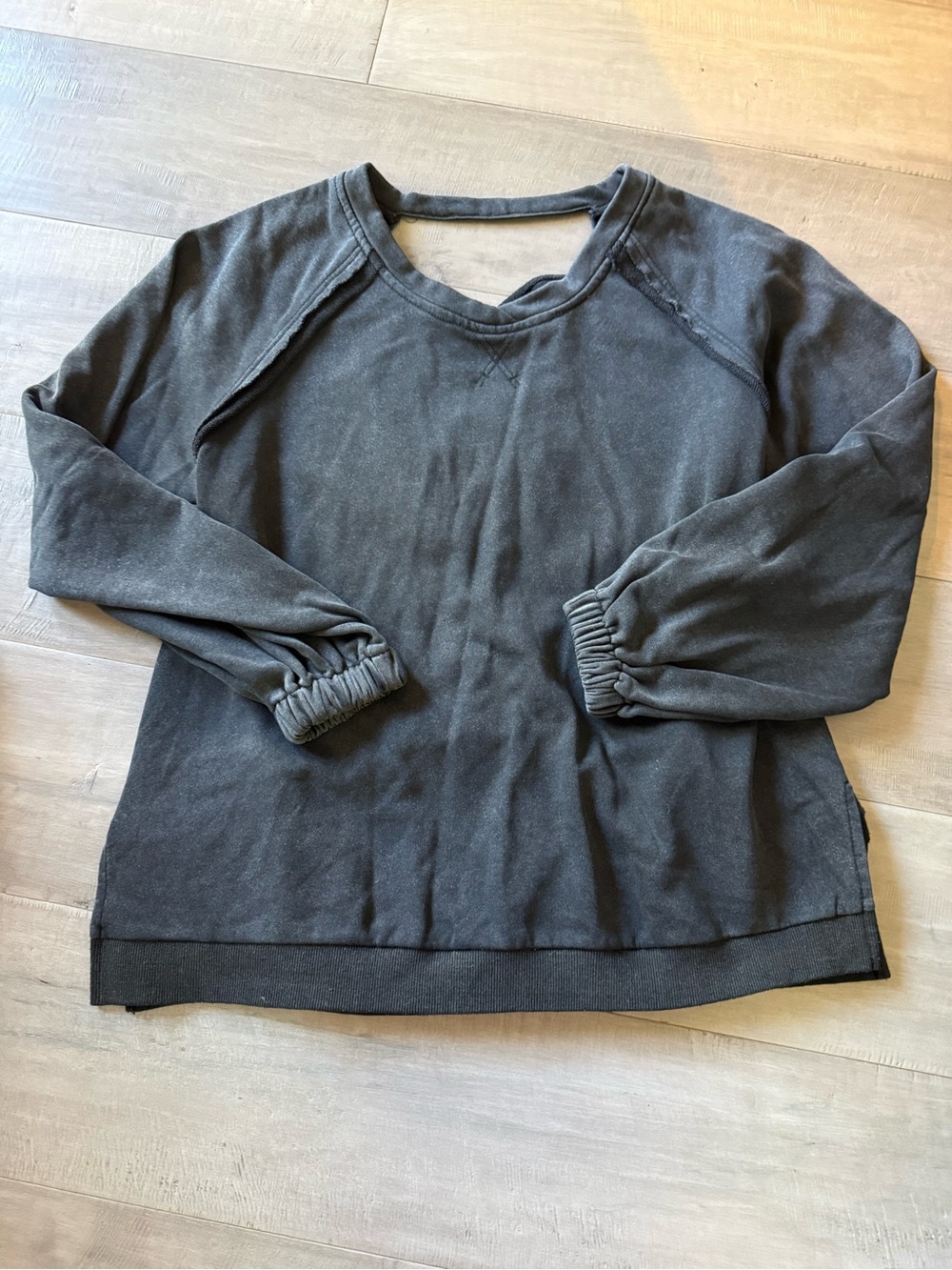 POL Women's Washed Black Crewneck Pullover